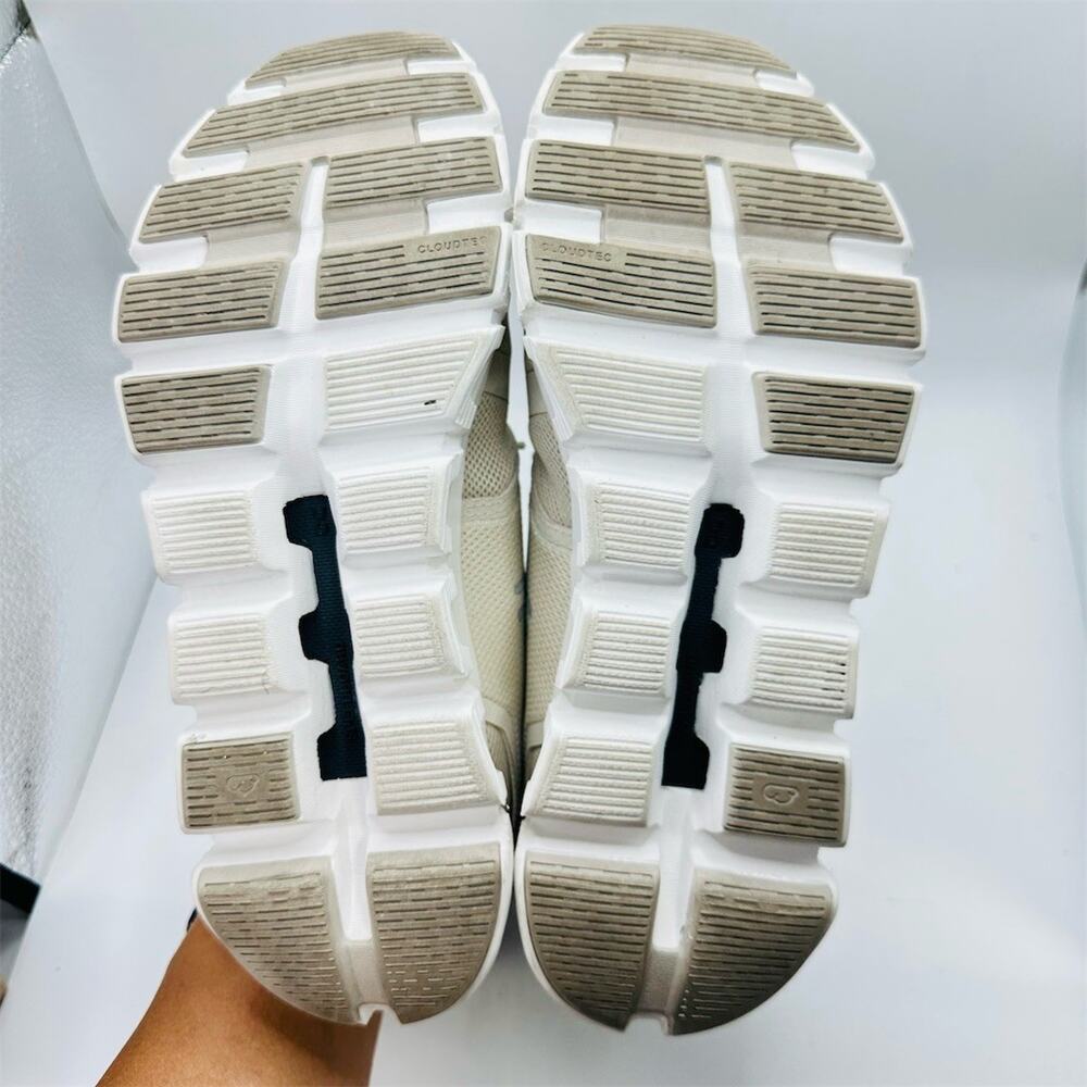 On Running Cloud 6 Running Shoes Pearl/White Sneakers | Women's Size 6.5 | EUC - Picture 7 of 10